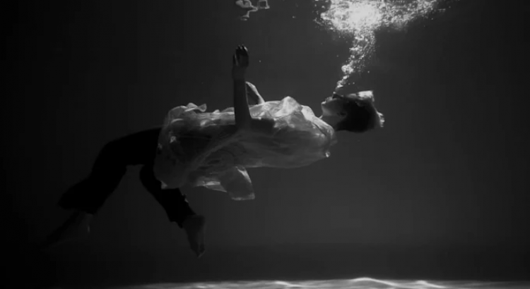 I will sing for your games in bard, medieval, opera style