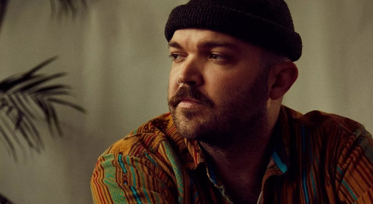 I will Ill write and track/record the male vocals for a hit song