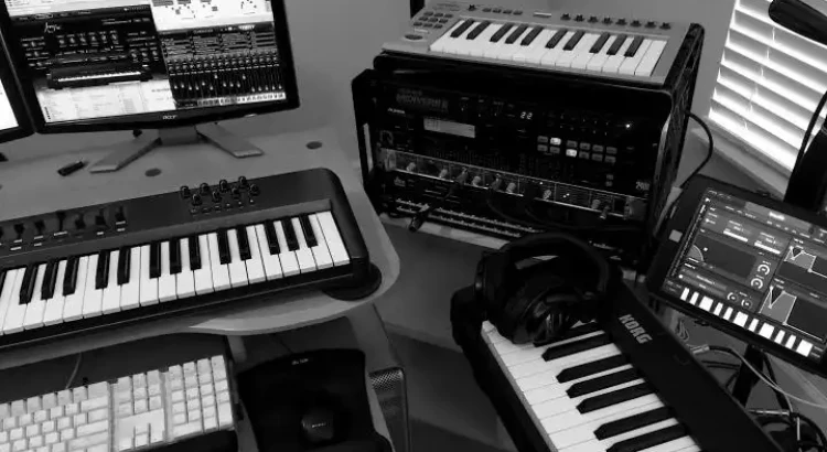 I will PRO KEYBOARD TRACKS IN MULTIPLE STYLES SOUNDS INCLUDE PIANO, RHODES, HAMMOND, SYNTH